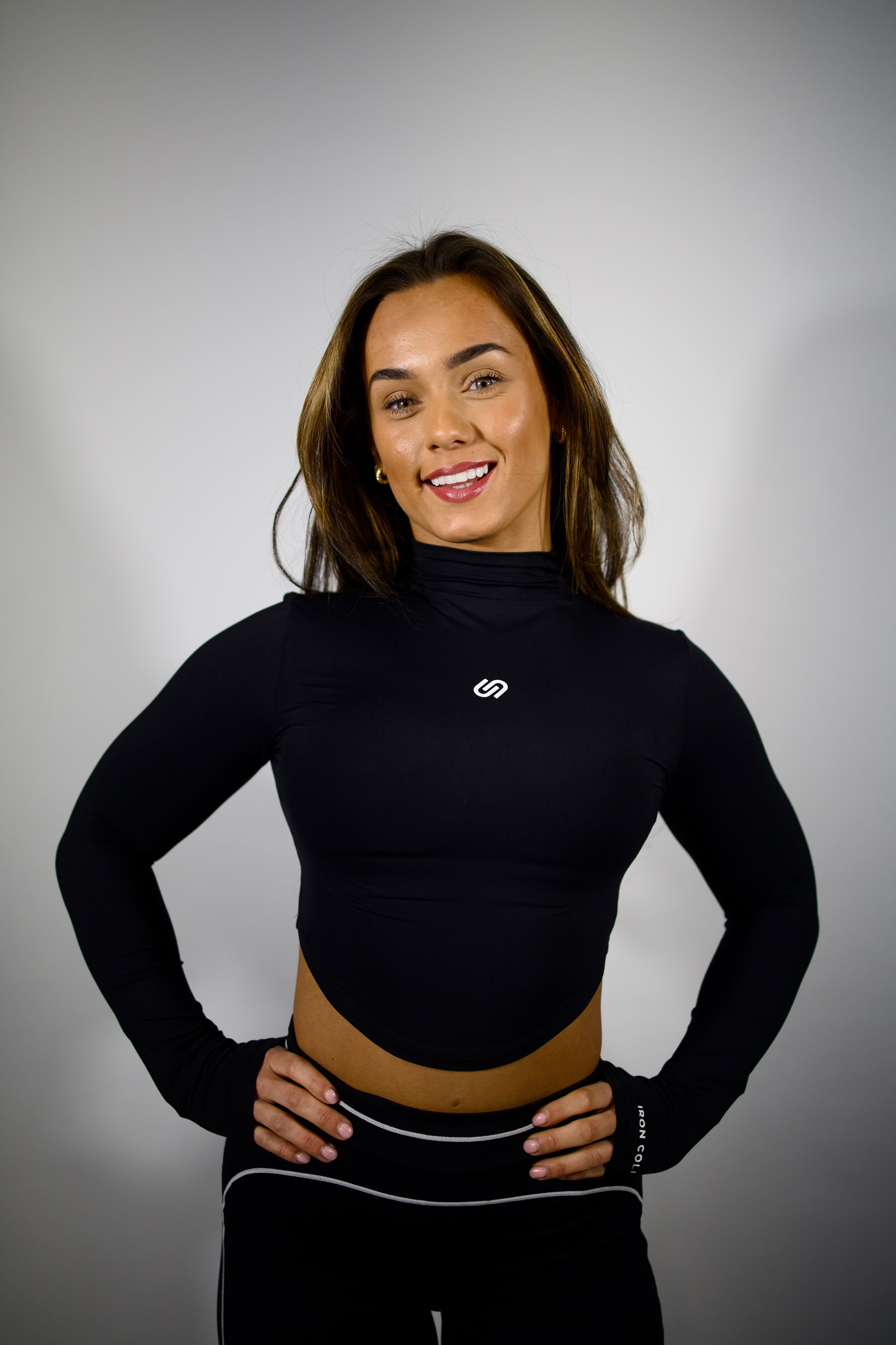 High neck v cut performance top