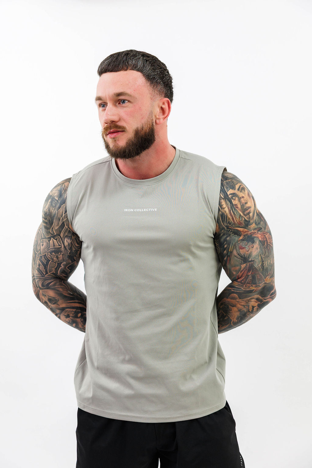 Muscle fit quick dry vest